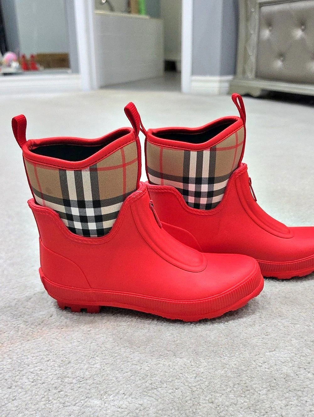 Burberry Plaid Rain Boots in Red Like New